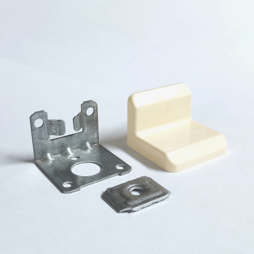 угловое соединение навес мебельный регулируемый 1,2мм с декор. накладкой, крем купить в https://rmkmasterium.ru/