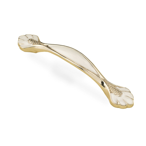 ручка скоба verona 96мм. белый с золотым декором купить в https://rmkmasterium.ru/